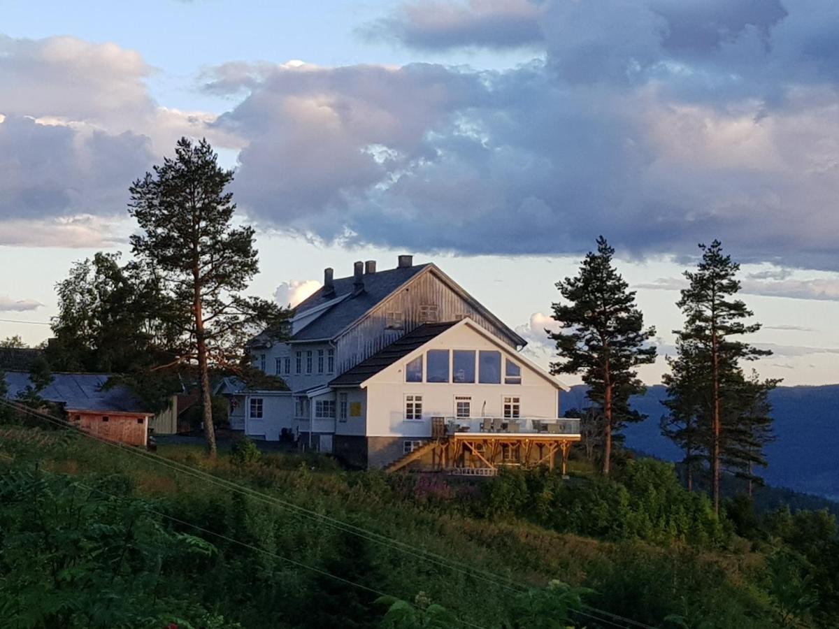 Granum Gard Hotel Fluberg Exterior photo