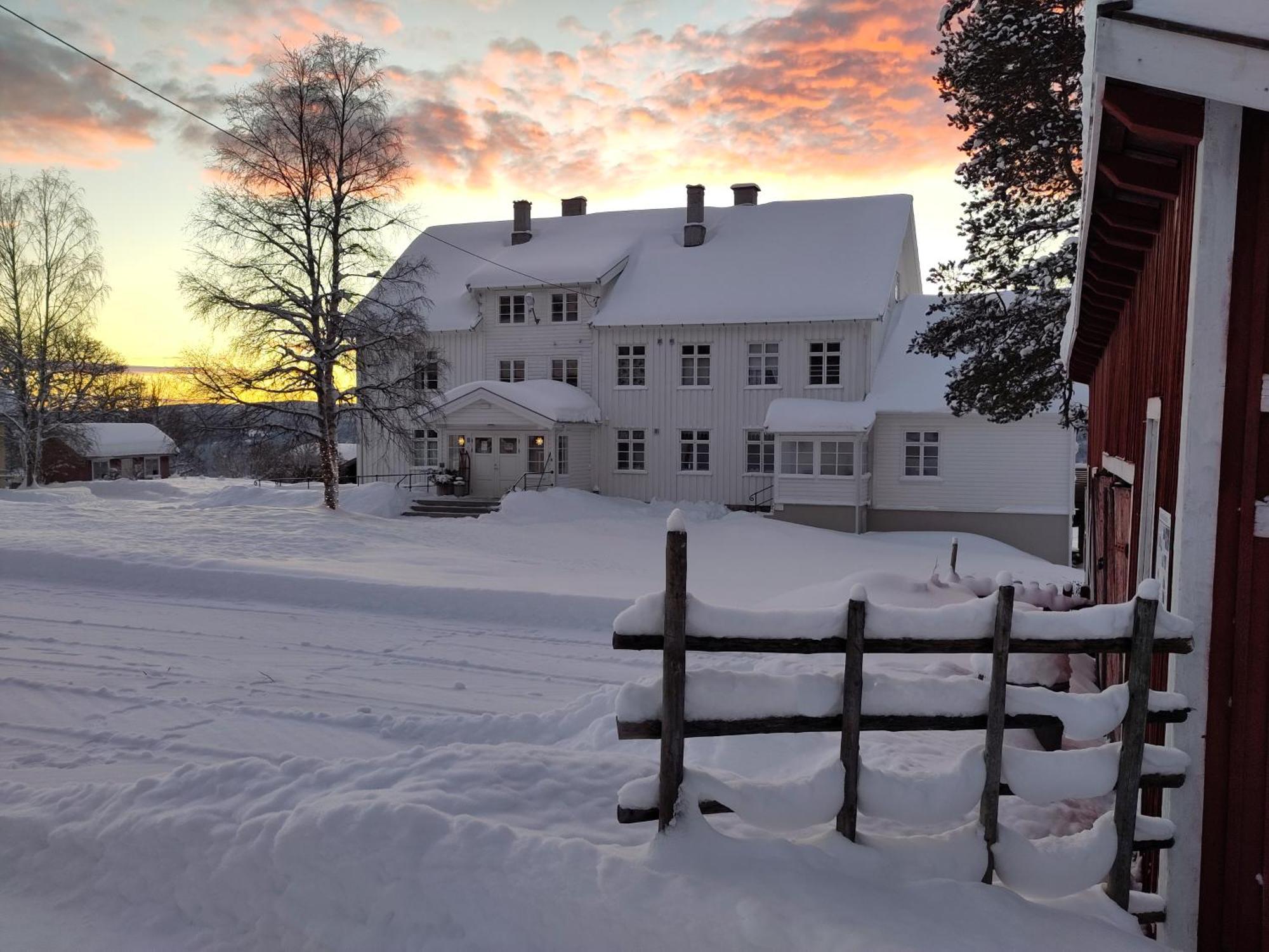 Granum Gard Hotel Fluberg Exterior photo