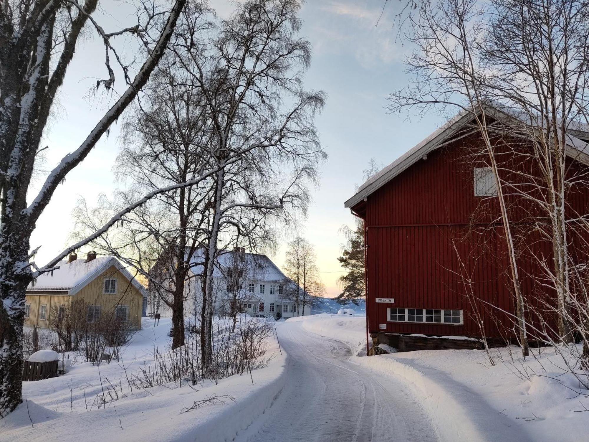 Granum Gard Hotel Fluberg Exterior photo