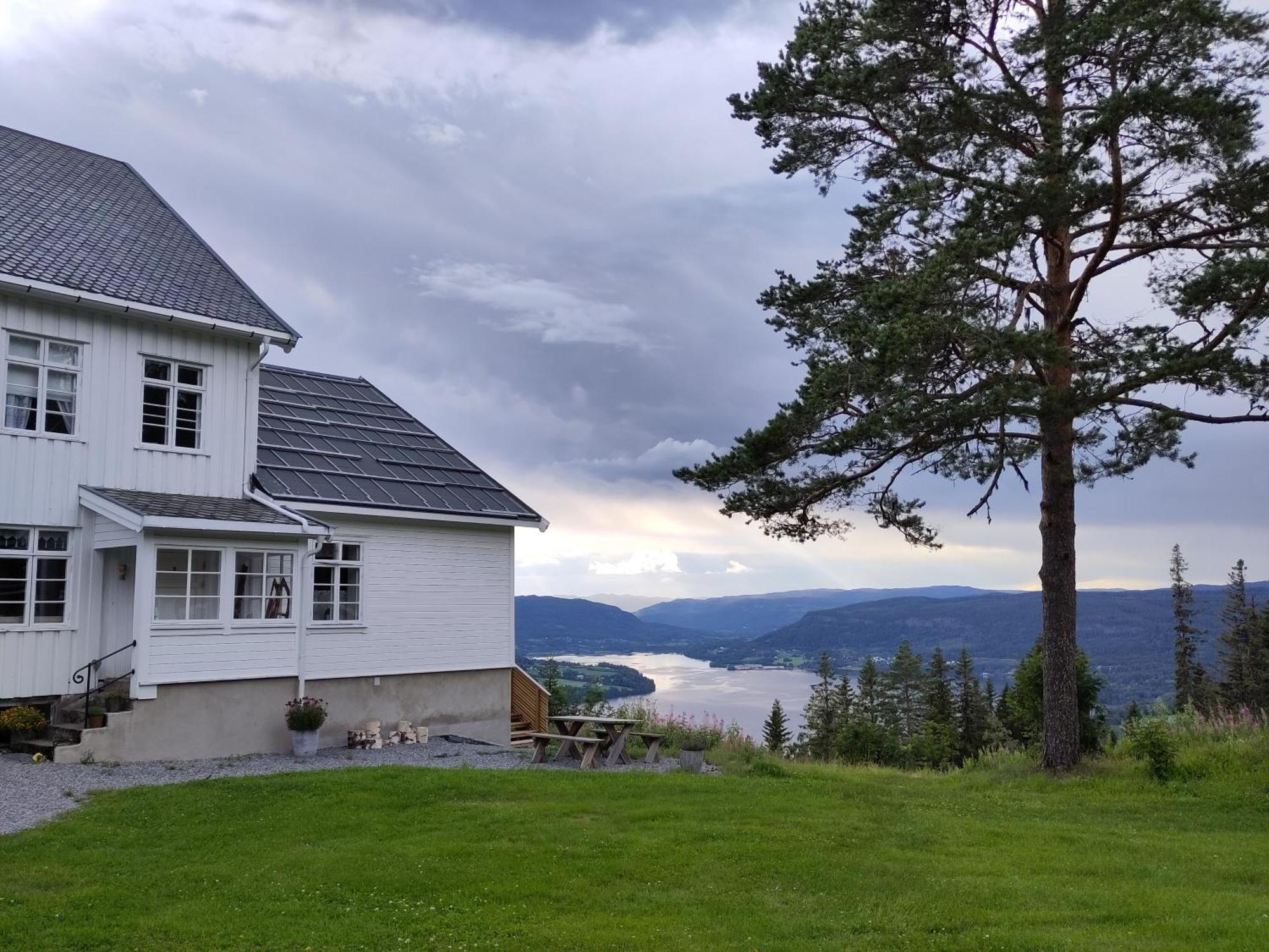 Granum Gard Hotel Fluberg Exterior photo